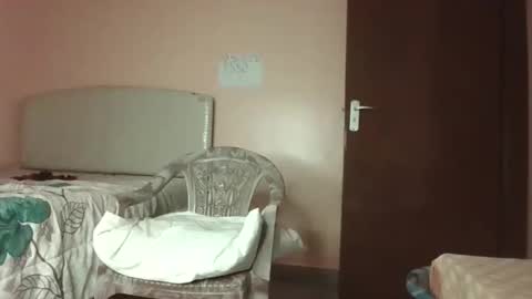 santalicious online show from April 28, 2:27 am