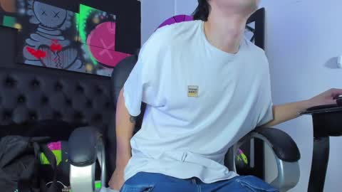 santi online show from January 29, 7:32 pm