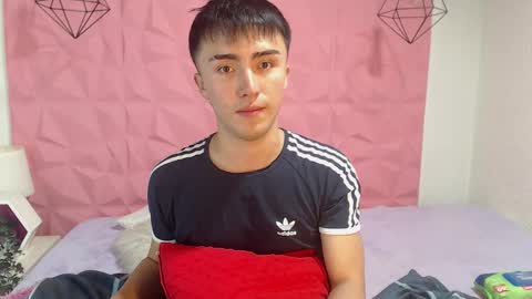 santi_fabulous online show from March 6, 6:19 am