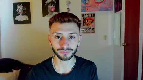 Snapshot of santi_mateo chatting on October 3, 3:20 pm Santi online show from October 3, 3:20 pm