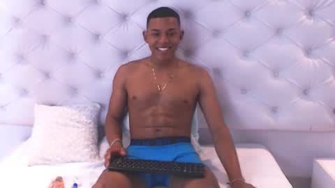 santi_runing online show from January 4, 7:13 pm