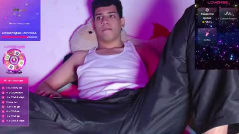 santi online show from July 20, 7:26 pm