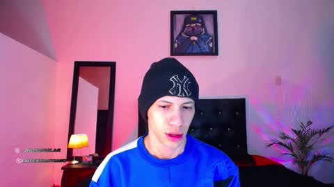 SANTAGO online show from October 25, 11:53 am