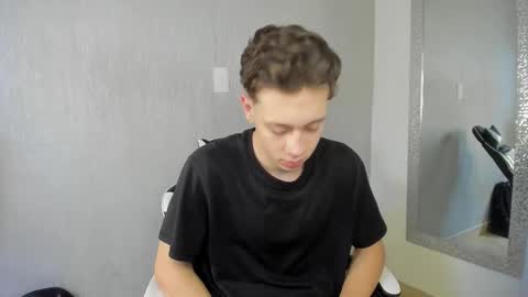 Julius Novachrono  online show from November 7, 8:11 pm