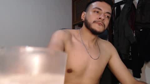 santiexxx online show from October 17, 5:11 am