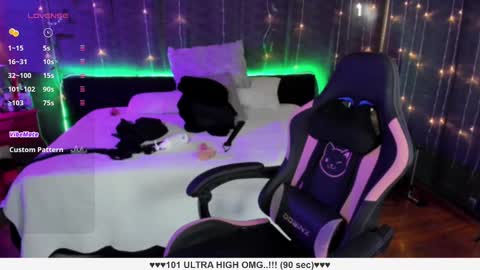 Snapshot of santos_liah chatting on March 12, 5:49 pm Liah Santos online show from March 12, 5:49 pm