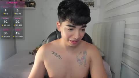 Mr. Santiago online show from June 30, 1:43 pm