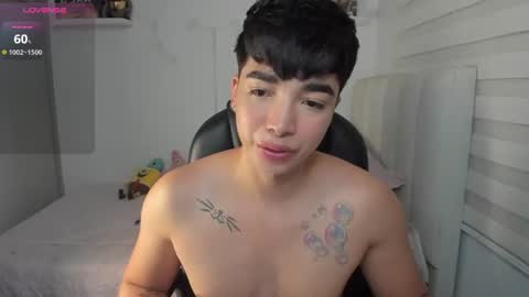 Mr. Santiago online show from June 25, 8:14 pm