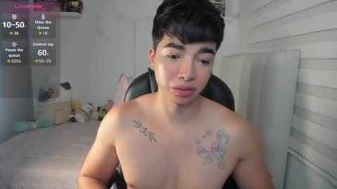 Mr. Santiago online show from July 23, 8:17 pm