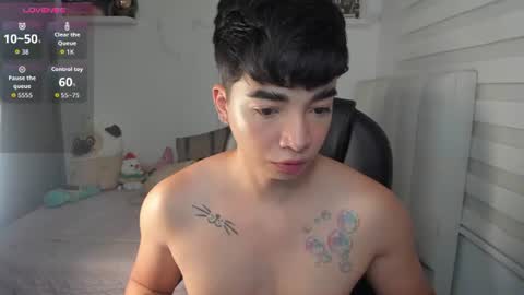 Mr. Santiago online show from July 18, 2:08 pm