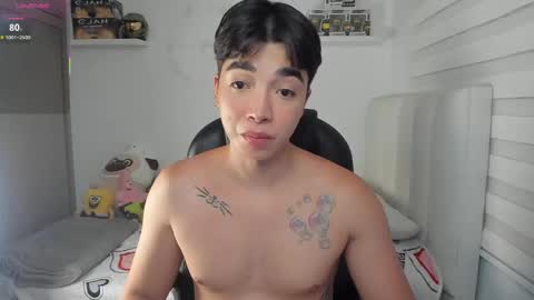 Mr. Santiago online show from April 30, 1:27 pm
