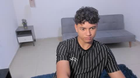 santy_stump online show from April 22, 9:44 pm