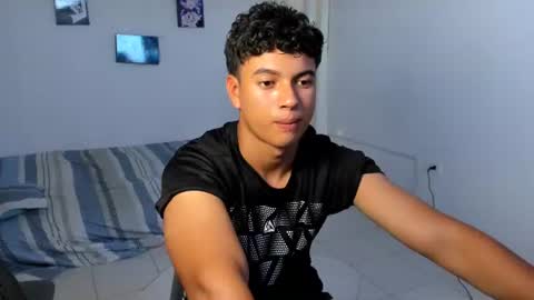 santy_stump online show from July 29, 9:48 pm