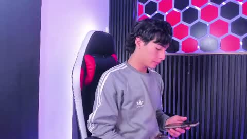 Santy  online show from June 29, 3:47 am