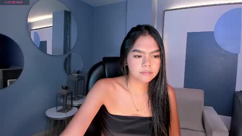 Saphira James online show from June 21, 2:40 am