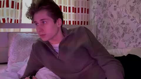 sapph1res online show from March 6, 1:10 pm