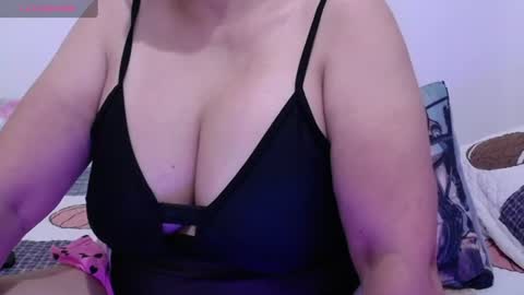 sara online show from July 21, 4:09 pm