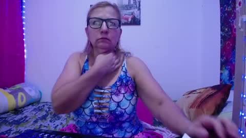 sara online show from March 11, 3:02 pm