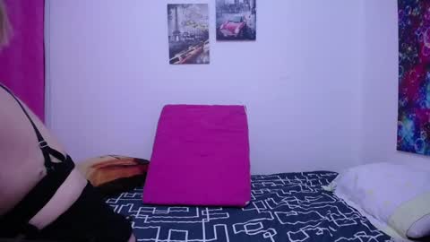 sara online show from February 6, 11:31 am