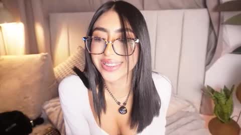 Sara  online show from March 10, 3:44 am