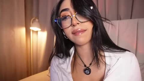 Sara  online show from April 29, 11:42 pm