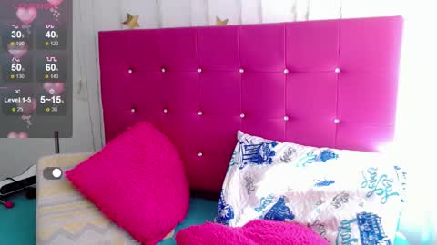 Sara  online show from November 26, 4:48 pm