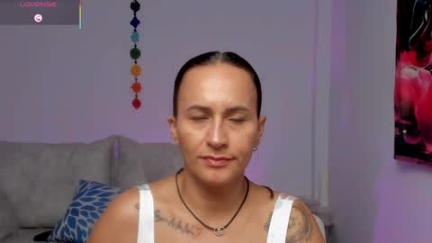   online show from May 1, 10:09 am