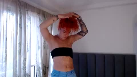 sara_johnson__ online show from July 28, 11:15 pm