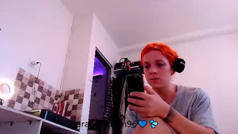 sara_johnson__ online show from July 21, 2:08 pm