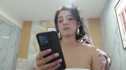 Sara  online show from September 13, 1:13 pm