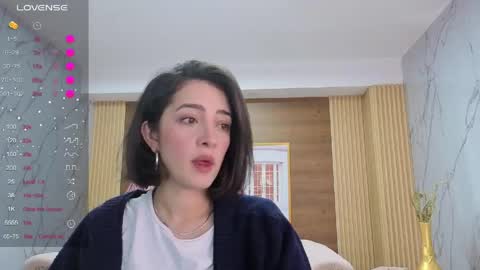 Sara  online show from April 21, 1:51 pm