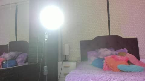 Sara Love online show from April 25, 3:30 am