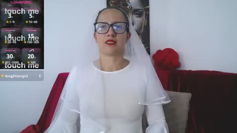 Sara   online show from June 9, 8:30 pm