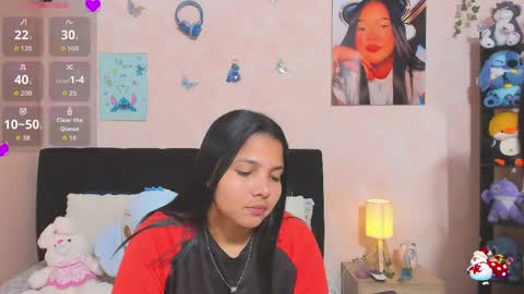 Sara Mendez online show from May 2, 12:05 am