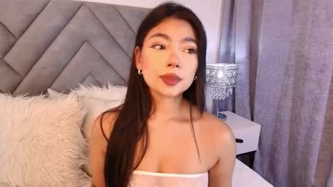 sara_owens7 online show from May 5, 2:07 am