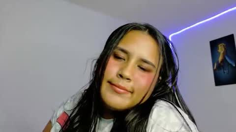 Snapshot of sara_sophia1016 chatting on October 2, 5:28 am sara_sophia1016 online show from October 2, 5:28 am