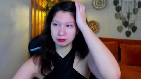 SaraDenars online show from November 5, 5:31 am