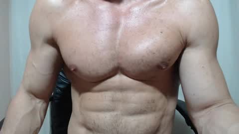 saradorj92 online show from April 29, 2:38 am