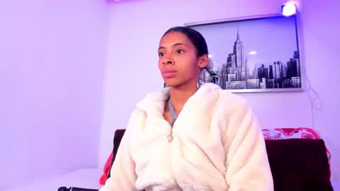 sarah_ashbourne online show from October 9, 1:05 pm