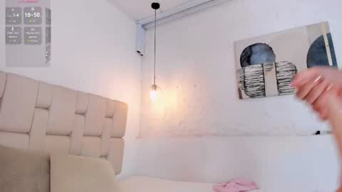 sarah_gothicgirl online show from July 17, 8:55 pm