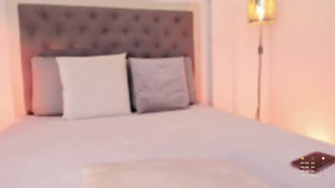       online show from January 29, 8:04 pm