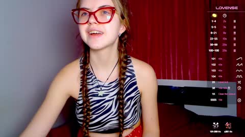 Sarah online show from January 15, 1:52 pm