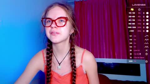 Sarah online show from January 2, 12:24 pm