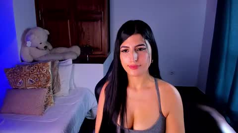 Snapshot of sarah_montale chatting on February 20, 4:58 pm Sarah Independent model online show from February 20, 4:58 pm