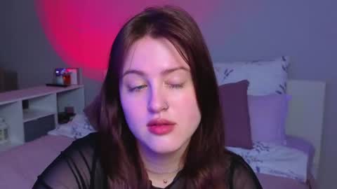 Sarah online show from July 2, 10:37 pm