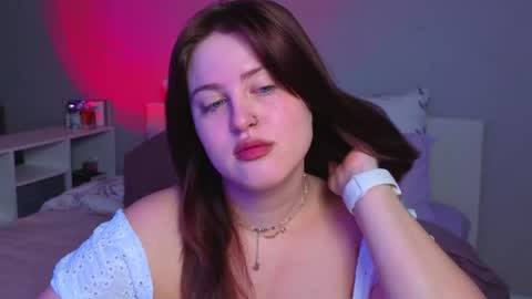 Sarah online show from July 7, 10:36 pm