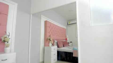 Sarah the Doll  online show from July 7, 2:43 pm