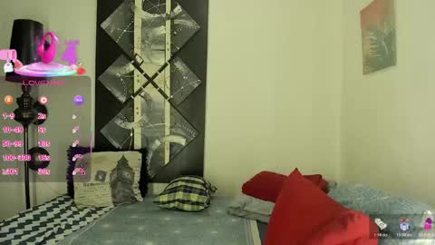  SARAHJEY     online show from July 25, 4:10 am