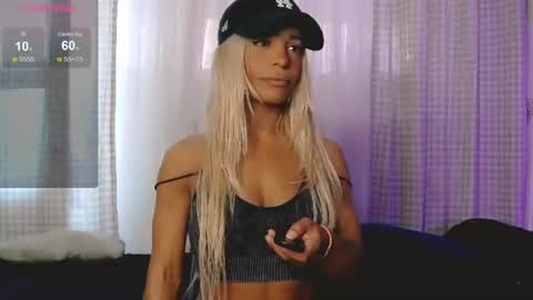 sarahraiynex online show from July 17, 11:12 am