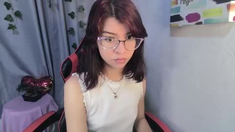 Sarah  online show from May 2, 4:02 pm